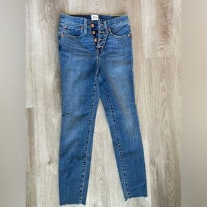 J Crew 9” toothpick skinny jean. Size 25. Button front closure.